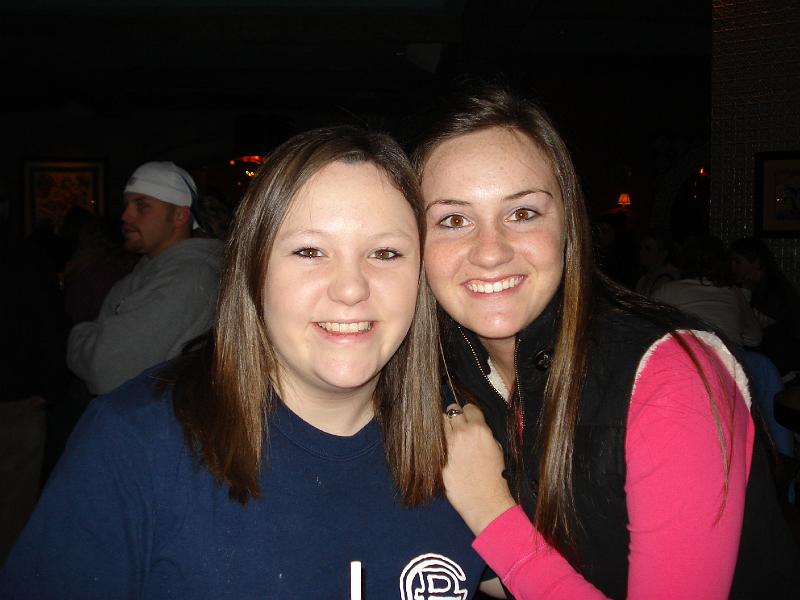 DSC00022.JPG - 2007 - Christmas in St. Joseph, MO - Stephanie & Gretchen