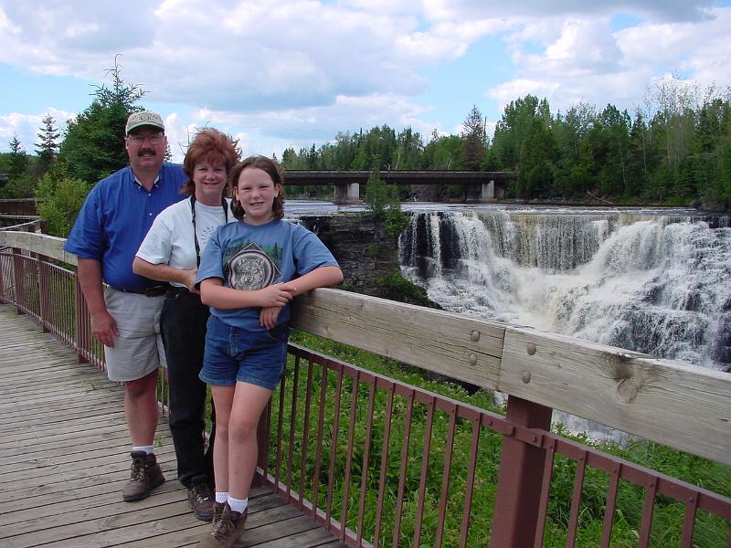 DSC03135.JPG - 2001 - Kakabeka Falls need Thunder Bay, ON - Marty, Cathy & Stephanie