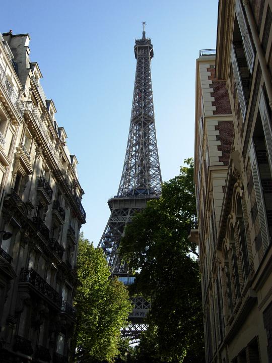 eiffeltower01.jpg