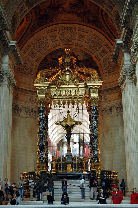 napoleontomb04.jpg